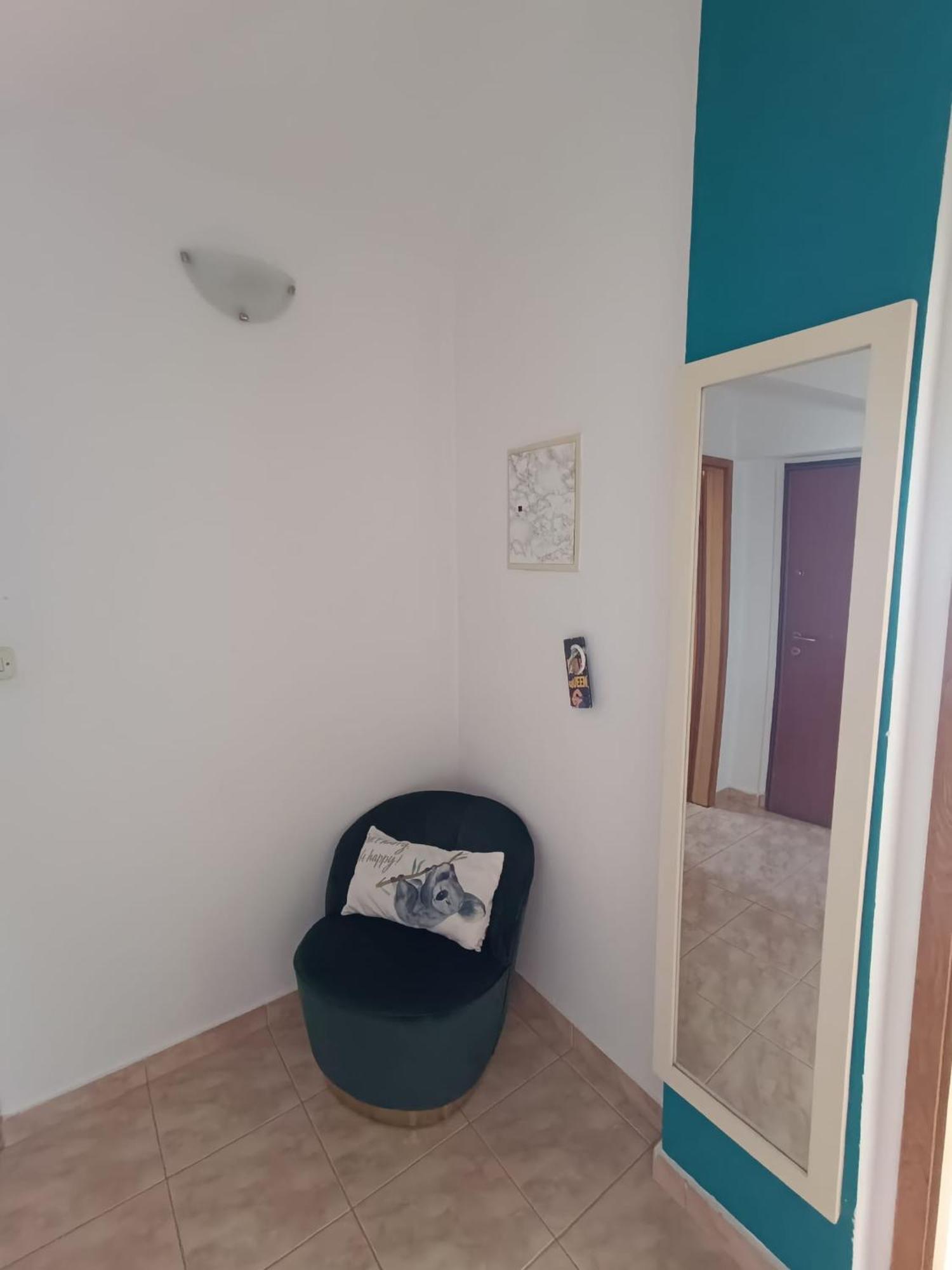 Apartment Lo - With Swimming Pool Split Eksteriør bilde